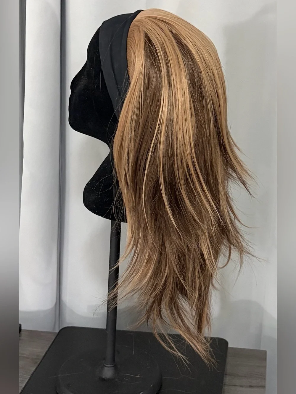 New CHELSEY SMITH CROWN Headband Wig Soft Brunette Chestnut Long Layers